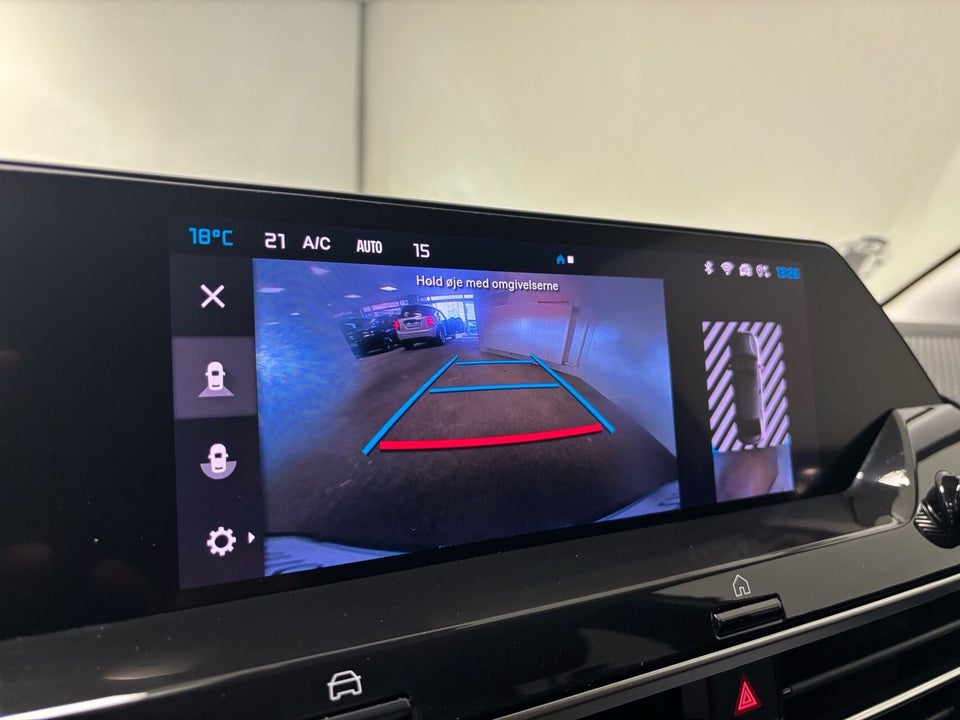 Citroën ë-C4 X 50 Shine 4d