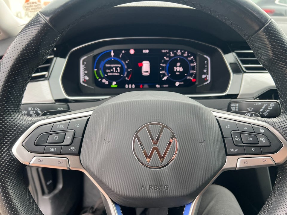 VW Passat 1,4 GTE High Variant DSG 5d