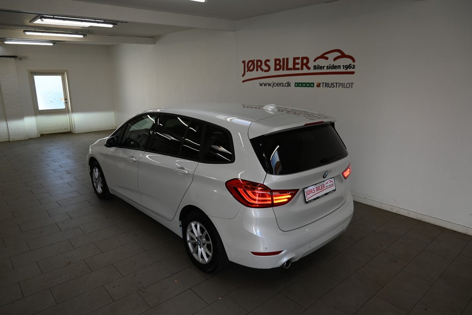 BMW 216i 1,5 Gran Tourer Connected 7prs 5d