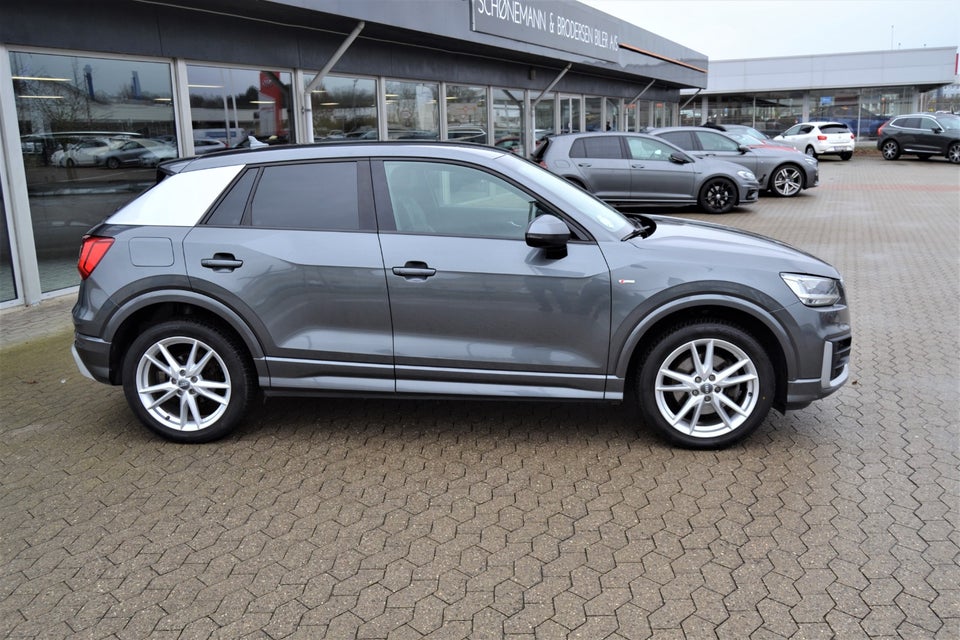 Audi Q2 1,6 TDi 116 S-line Van 5d