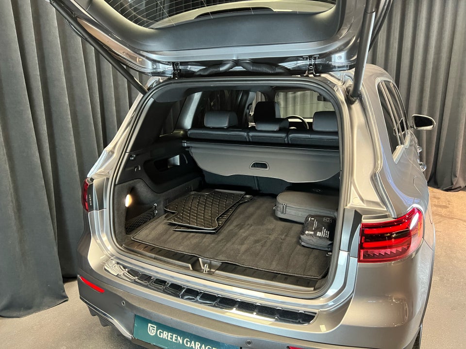 Mercedes EQB250+ AMG Line 5d
