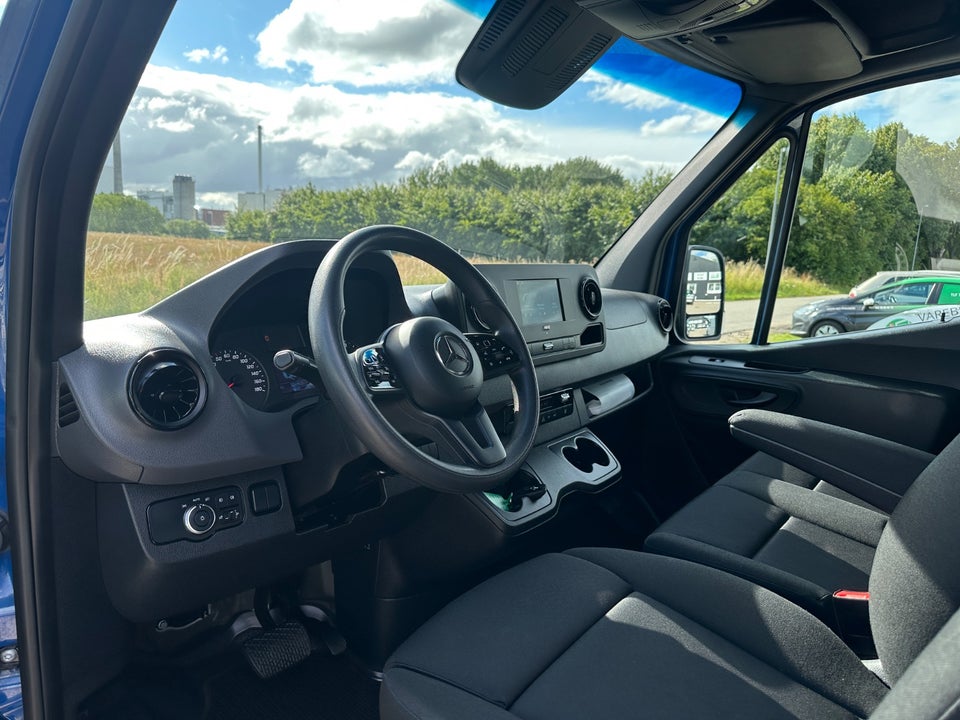 Mercedes Sprinter 317 2,0 CDi A4 Kassevogn aut. RWD