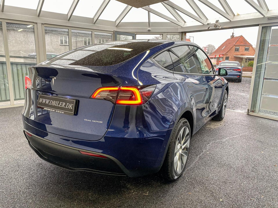 Tesla Model Y Long Range AWD 5d