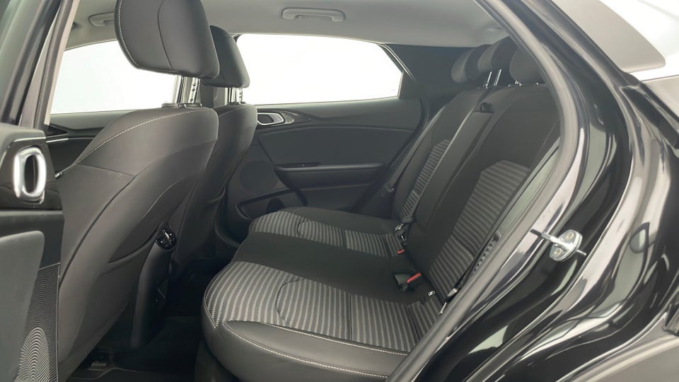 Kia XCeed 1,6 PHEV Prestige DCT 5d