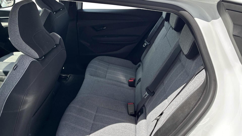 Renault Megane E-Tech 40 Equilibre 5d