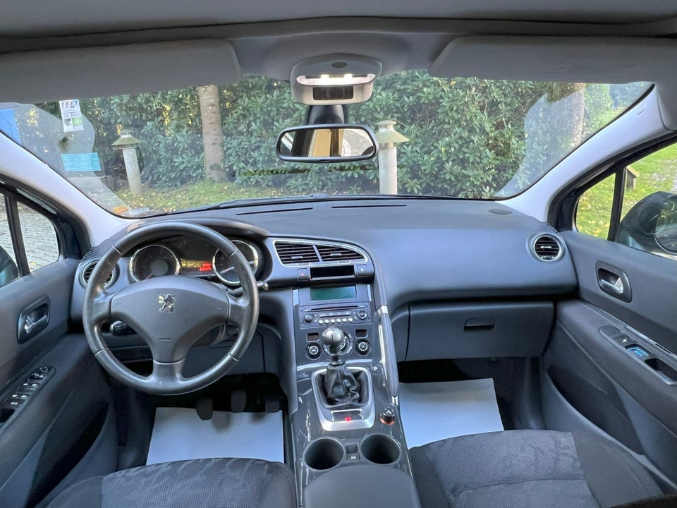 Peugeot 3008 1,6 HDi 110 Premium 5d