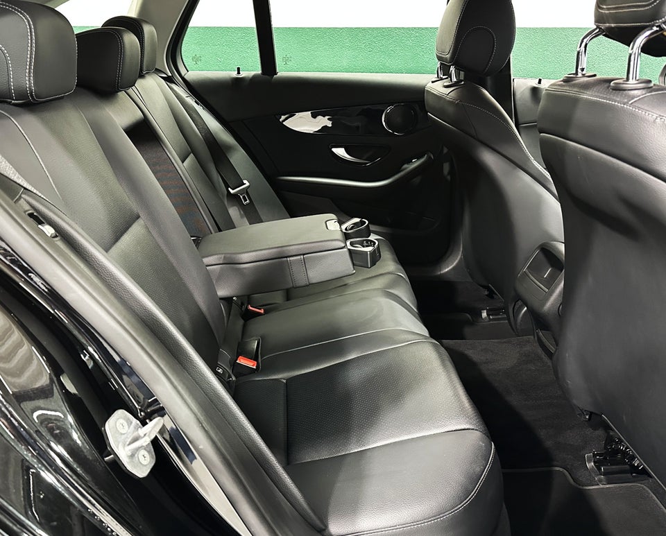 Mercedes C220 d 2,2 Avantgarde stc. aut. 5d