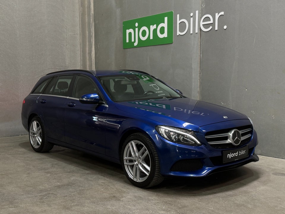 Mercedes C220 d 2,2 AMG Line stc. 5d