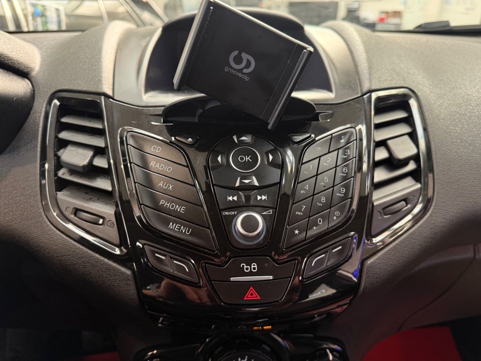 Ford Fiesta 1,0 EcoBoost Titanium 5d