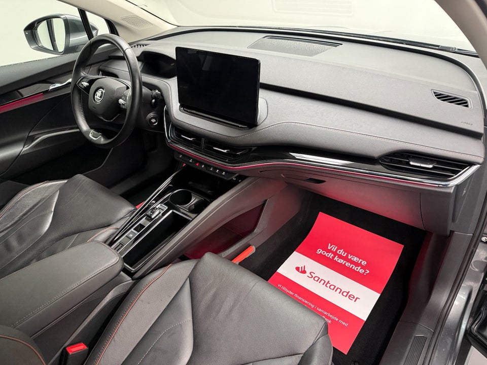 Skoda Enyaq 60 iV Suite 5d