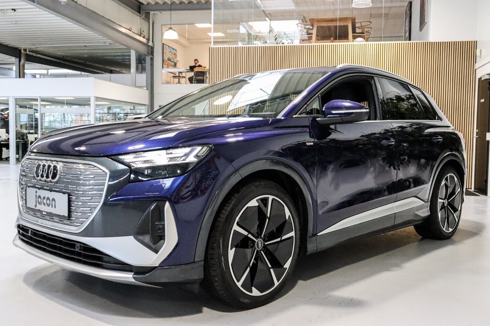 Audi Q4 e-tron 40 S-line 5d
