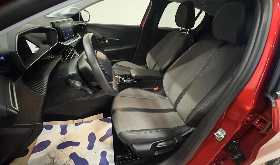 Peugeot 208 1,2 PureTech 100 Allure Pack 5d