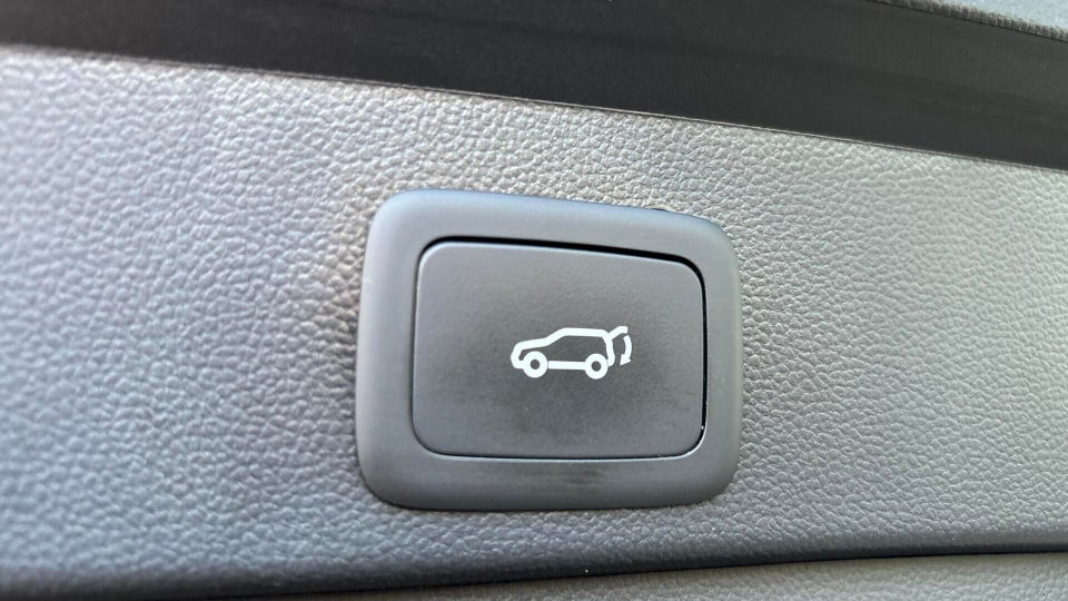 MG Marvel R Luxury 5d