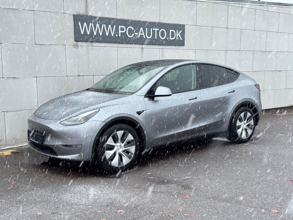 Tesla Model Y Long Range AWD 5d