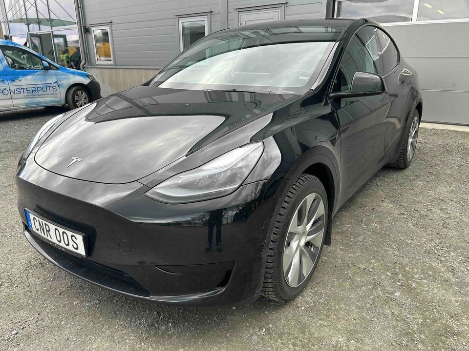 Tesla Model Y RWD 5d