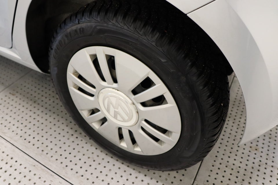 VW Up! 1,0 75 High Up! ASG 3d