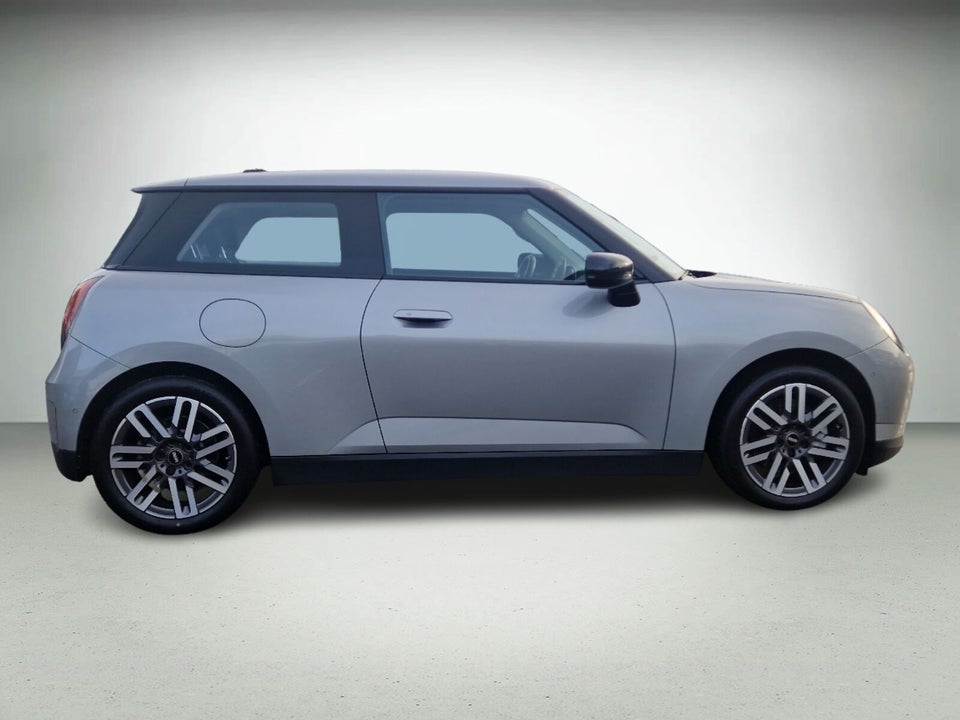 MINI Cooper E Classic Trim L 3d