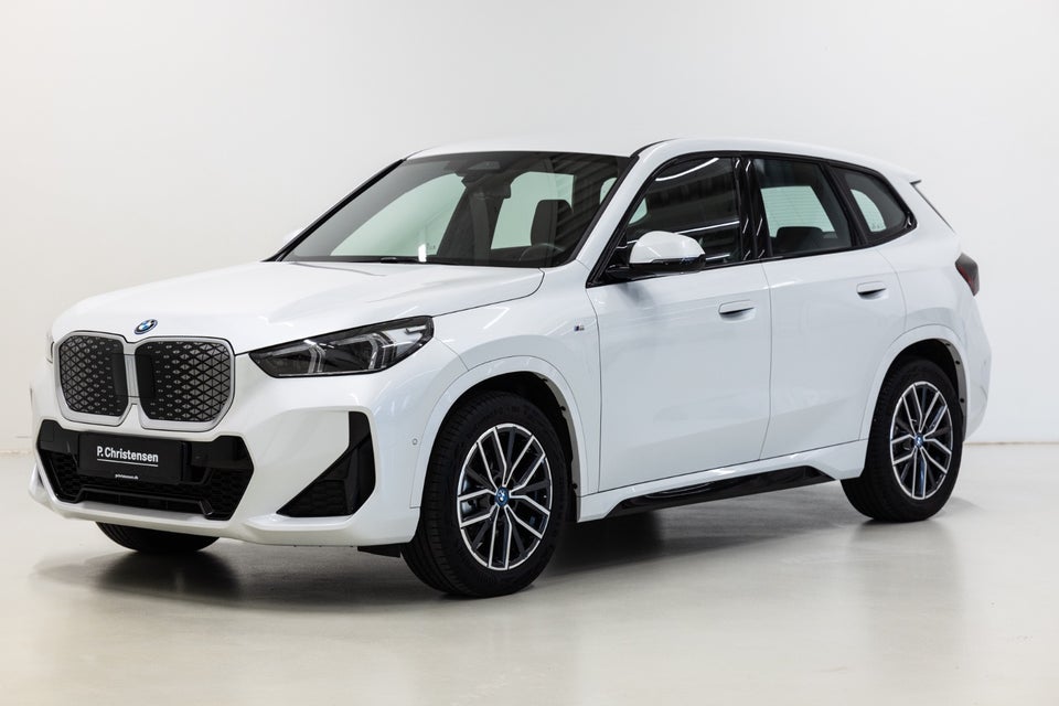 BMW iX1 eDrive20 M-Sport 5d