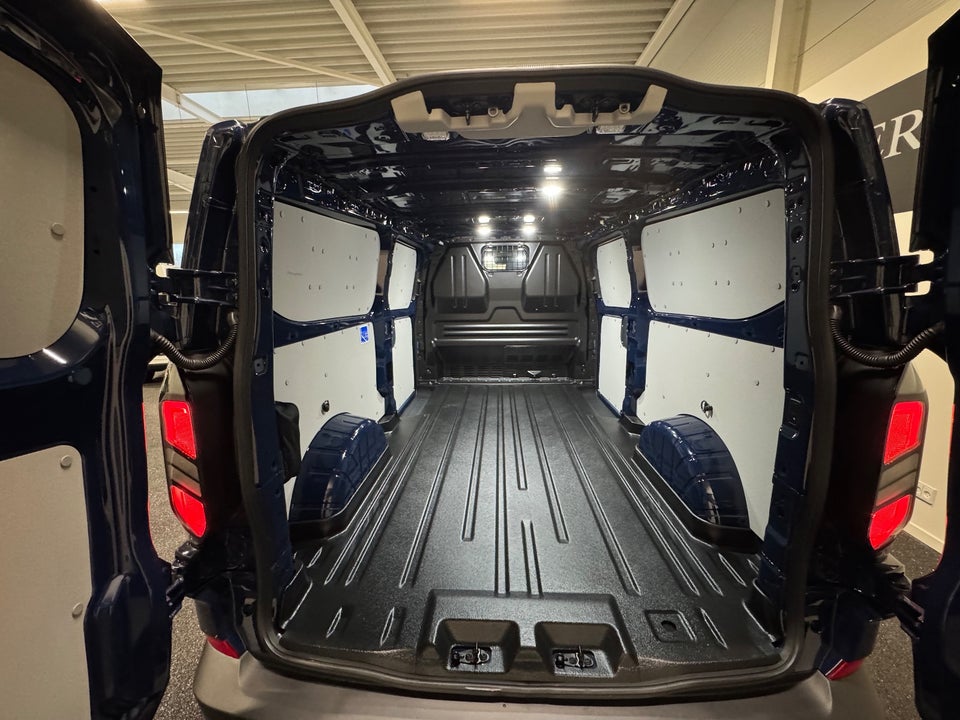 Ford Transit Custom 320L 2,5 PHEV Trend CVT