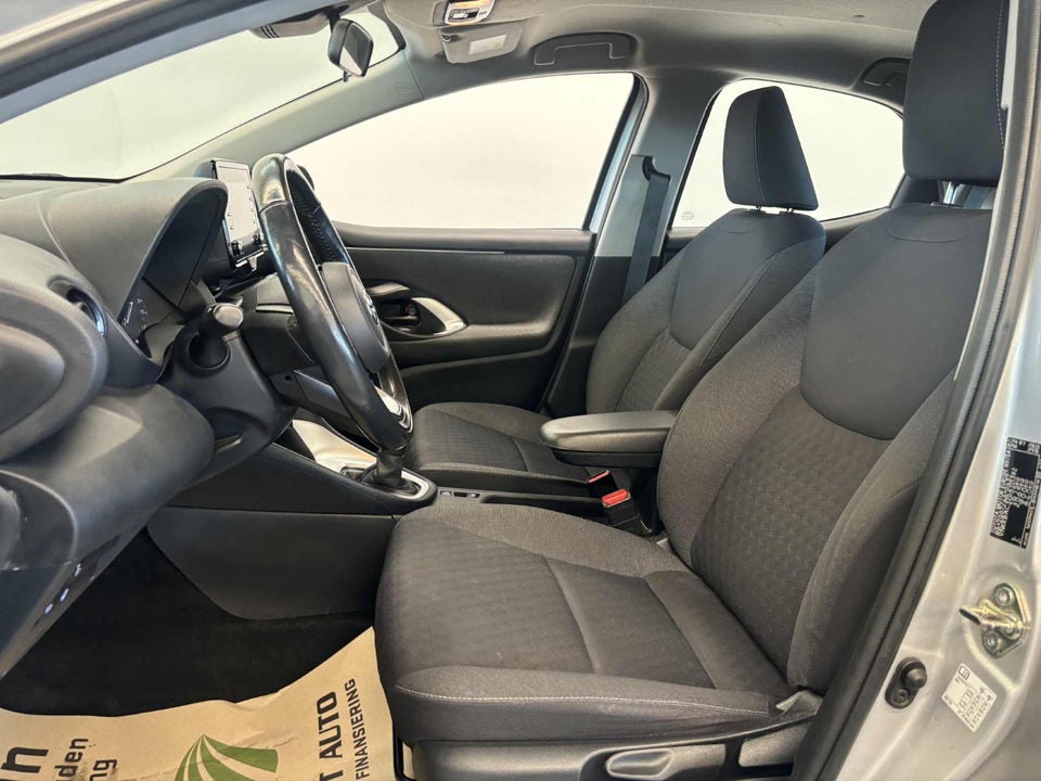 Toyota Yaris 1,5 Hybrid H2 e-CVT 5d