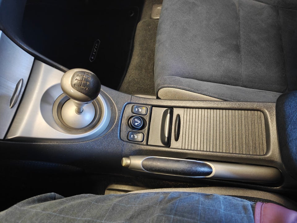 Honda Civic 1,8 Executive 5d