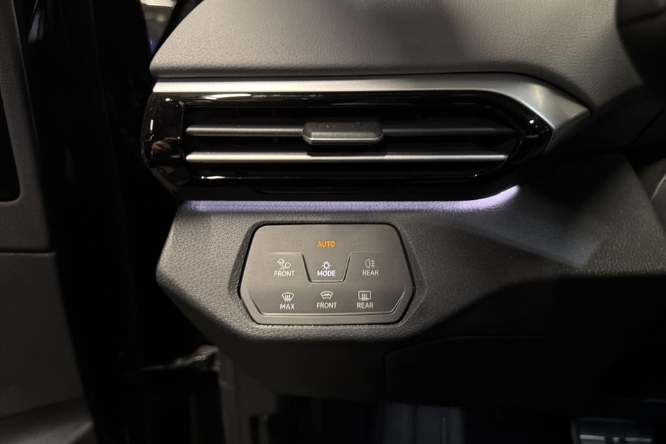 VW ID.4 77 Pro 4Motion 5d