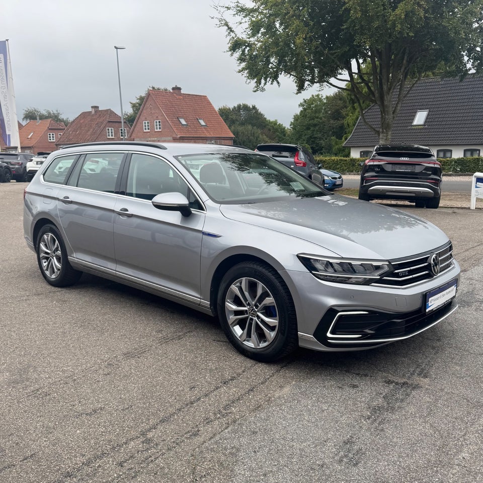 VW Passat 1,4 GTE Variant DSG 5d