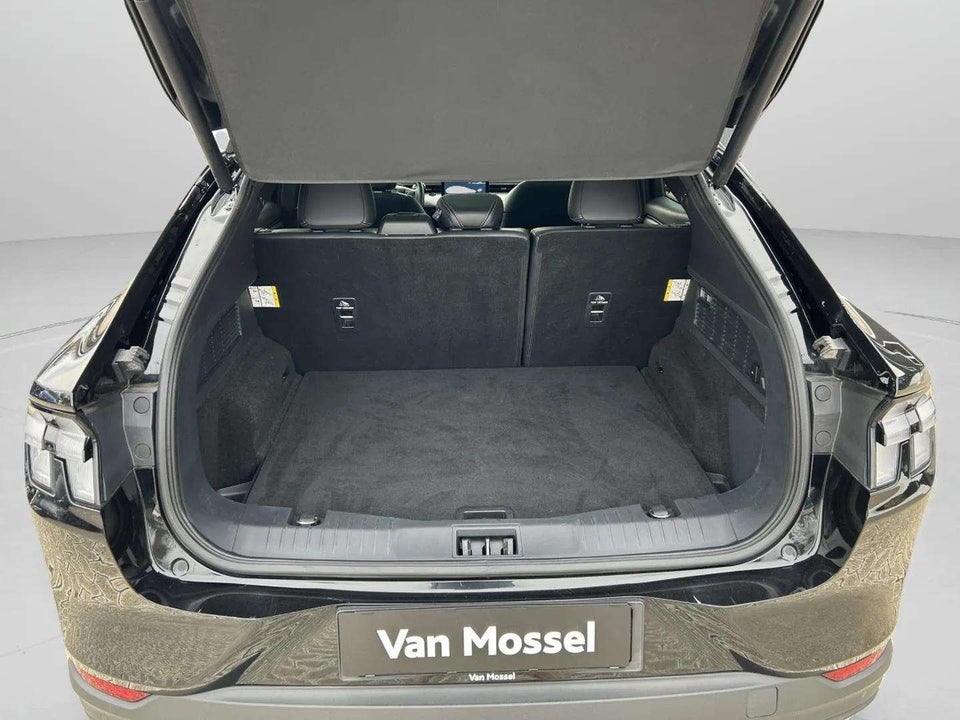 Ford Mustang Mach-E 68 Standard Range 5d