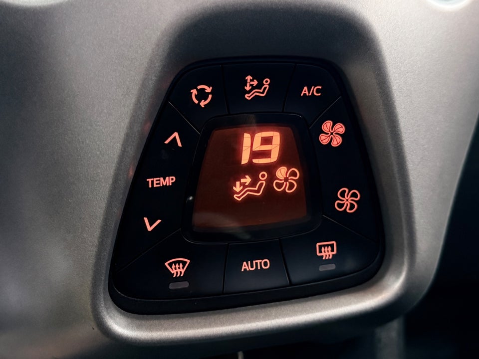 Toyota Aygo 1,0 VVT-i x-pression 5d