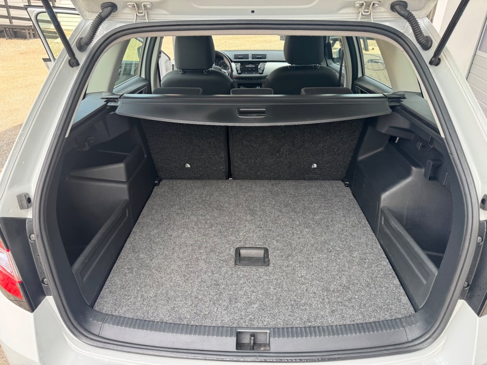 Skoda Fabia 1,0 TSi 110 Ambition Combi DSG 5d