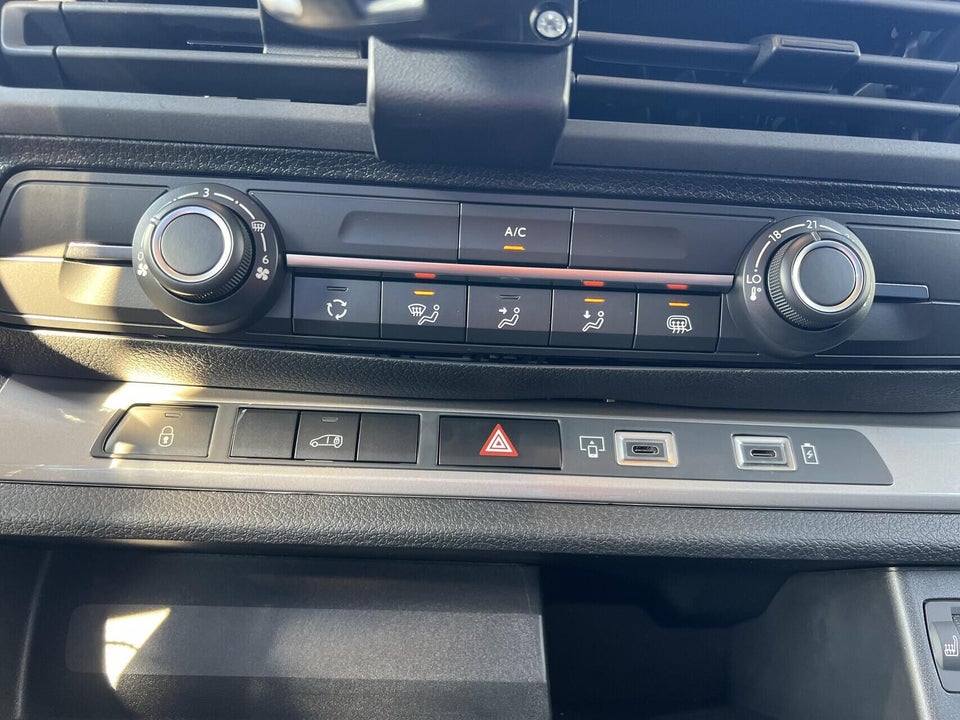 Toyota ProAce 2,0 D 144 Long Comfort Master aut. 4d