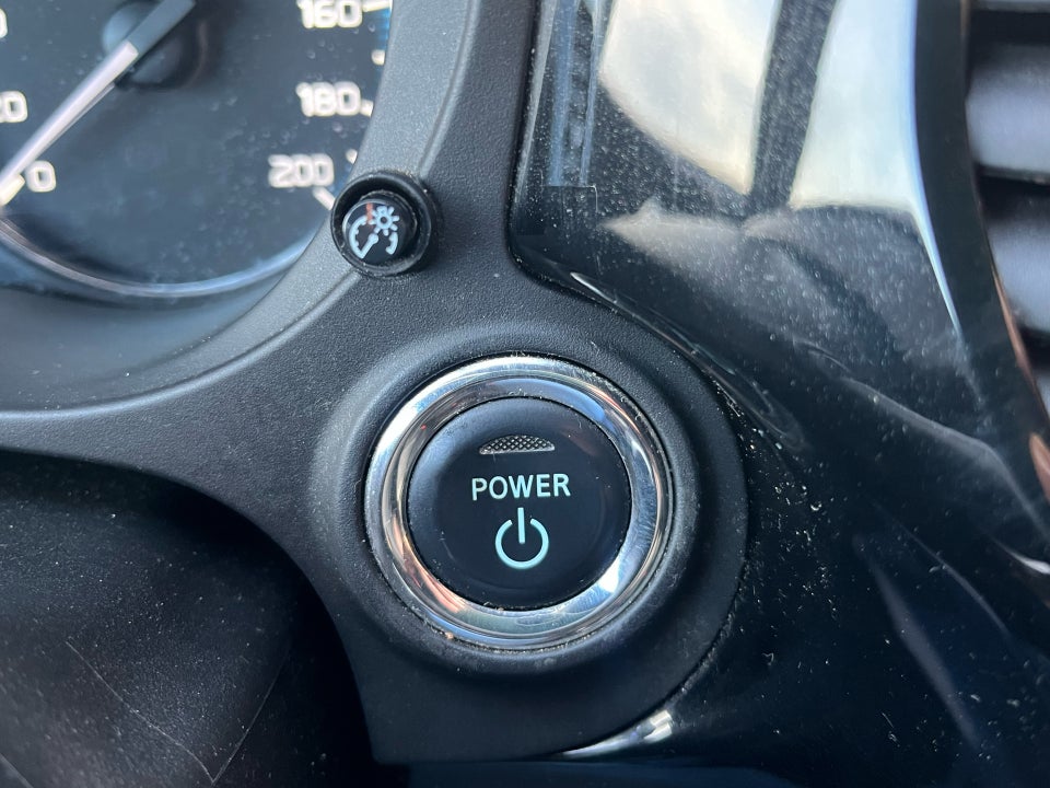 Mitsubishi Outlander 2,4 PHEV Instyle CVT 4WD 5d