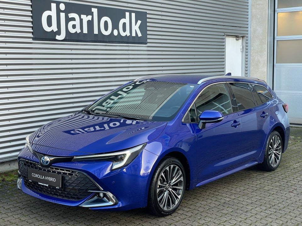 Toyota Corolla 1,8 Hybrid Style Touring Sports e-CVT 5d