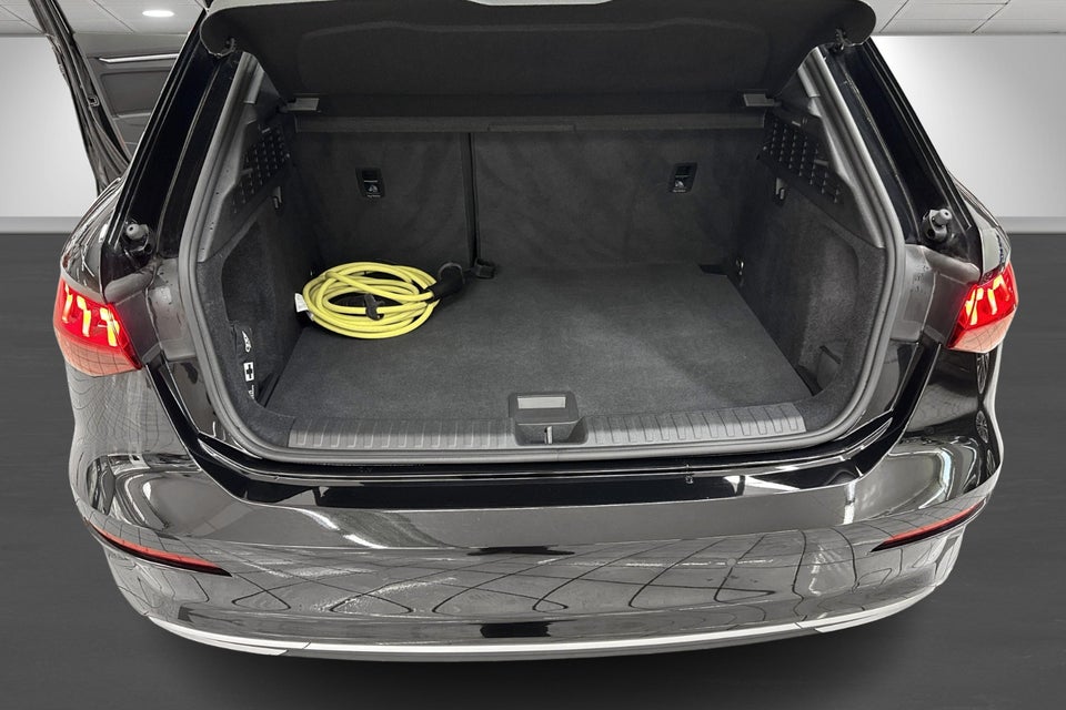 Audi A3 40 TFSi e Advanced Sportback S-tr. 5d