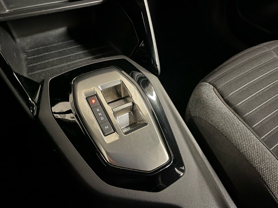 Peugeot 2008 1,2 PureTech 130 Vision Pack EAT8 5d