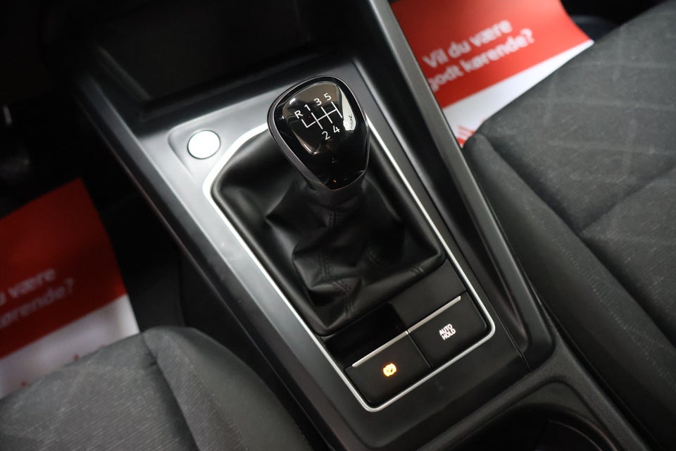 VW Golf VIII 1,5 TSi 130 Life 5d