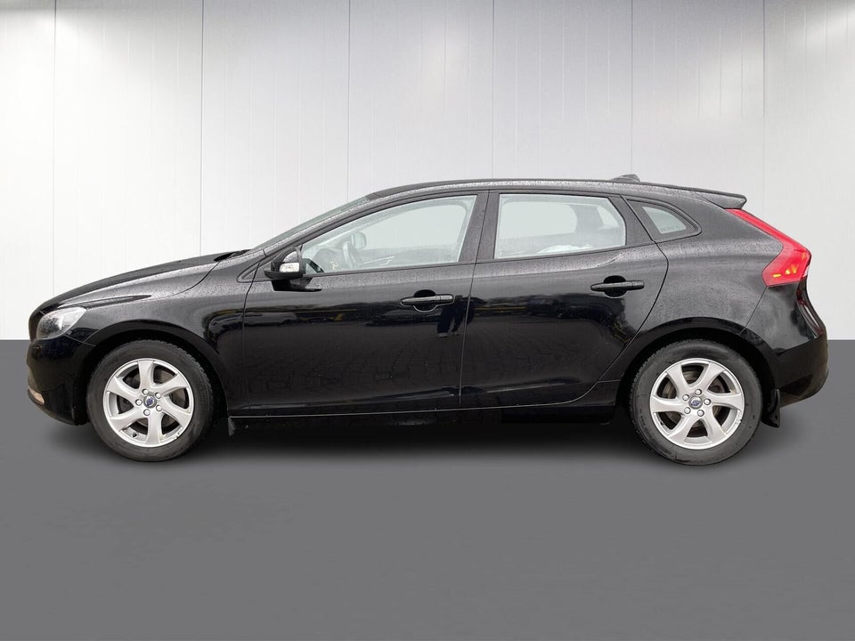 Volvo V40 2,0 T2 122 Kinetic Eco 5d