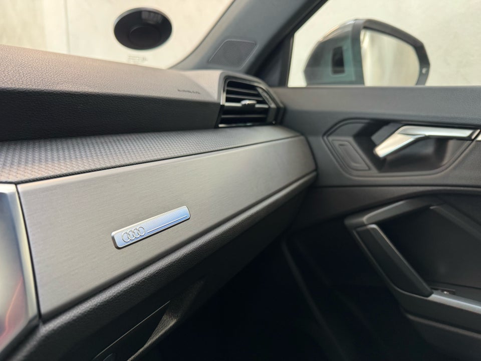 Audi Q3 45 TFSi e S-line plus S-tr. 5d