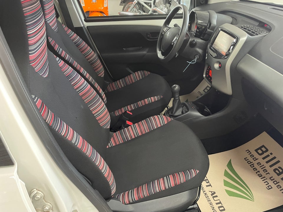 Citroën C1 1,2 PureTech Iconic 5d