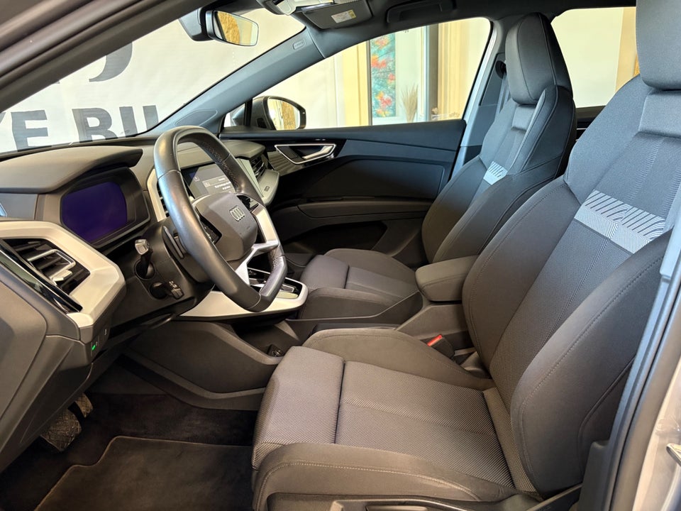 Audi Q4 e-tron 40 Advanced 5d