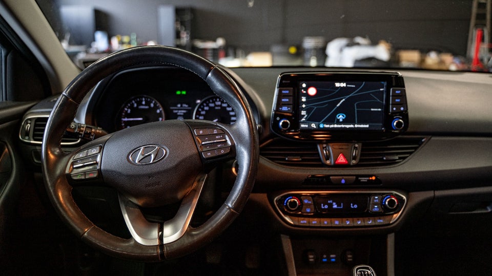 Hyundai i30 1,0 T-GDi Premium 5d