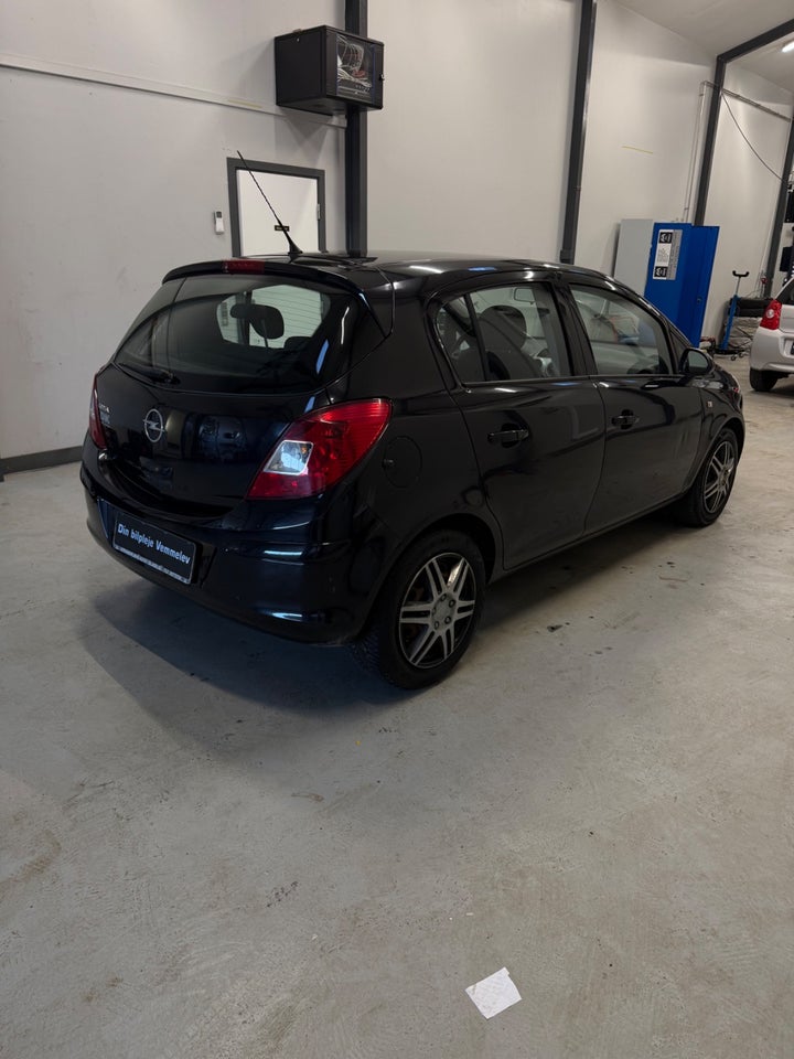 Opel Corsa 1,2 16V Sport 5d