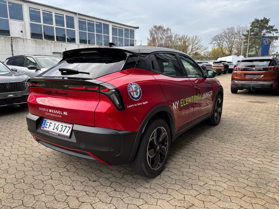 Alfa Romeo Junior Elettrica Speciale 5d