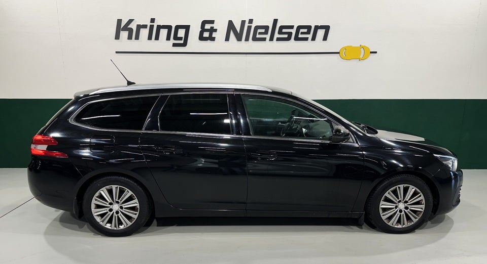 Peugeot 308 1,6 BlueHDi 120 Allure Sky SW EAT6 5d