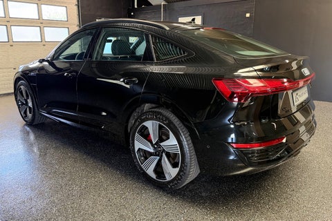 Audi Q8 e-tron 2023 — miniature 4