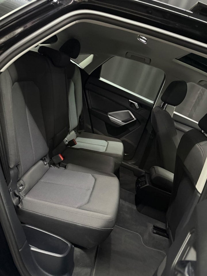 Audi Q3 45 TFSi e Attitude plus Sportback S-tr. 5d