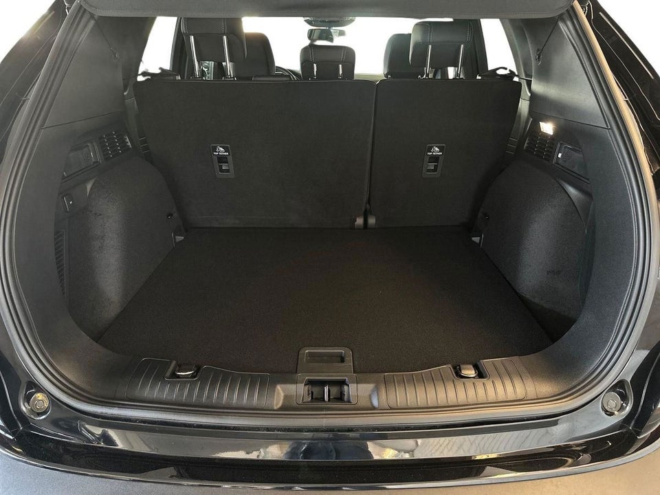 Ford Kuga 2,5 PHEV Active X CVT 5d