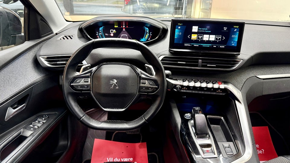 Peugeot 3008 1,6 Hybrid First Selection EAT8 5d