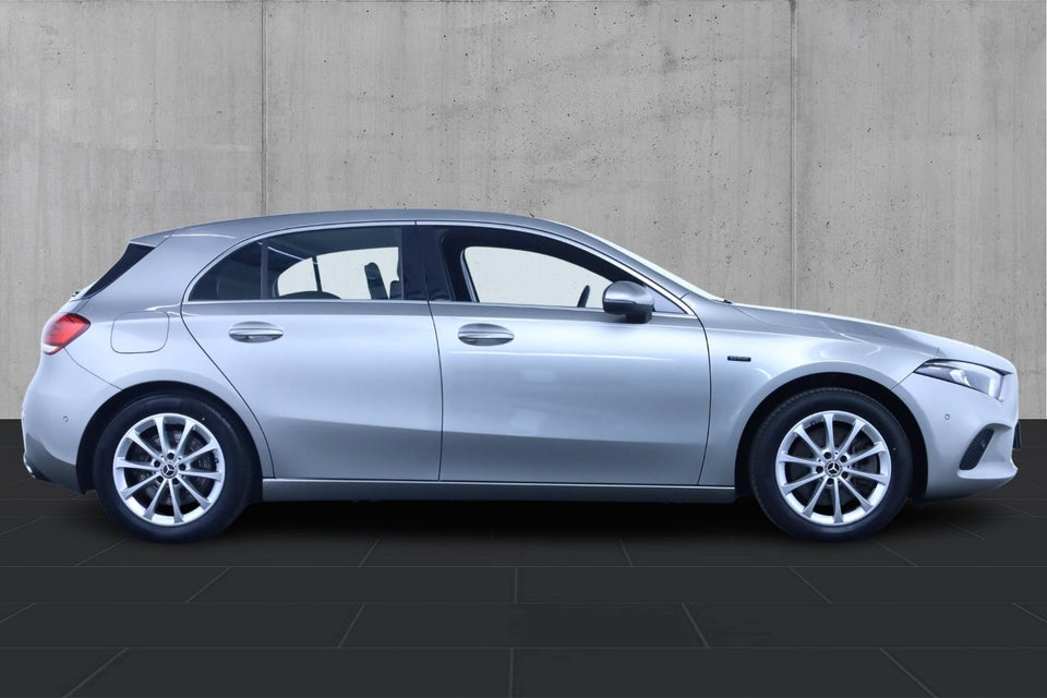 Mercedes A250 e 1,3 aut. 4d