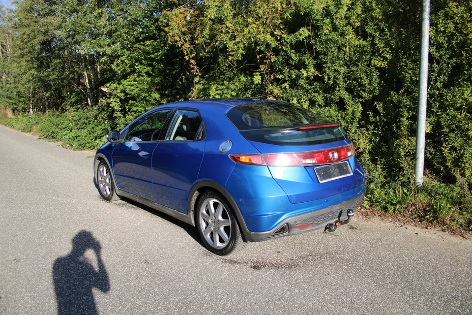 Honda Civic 1,8 Sport 5d